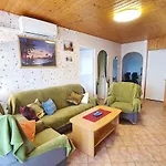Kati - Biro Tours Nr 13 Вонярцвашхедь