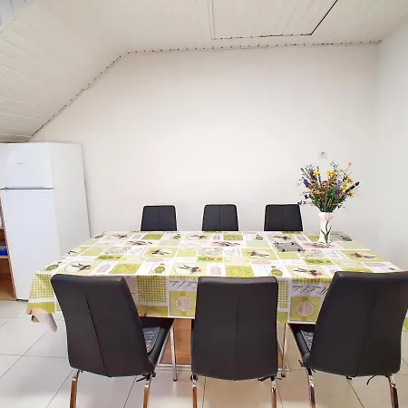 Apartment Kati - Biro Tours Nr 13 Vonyarcvashegy