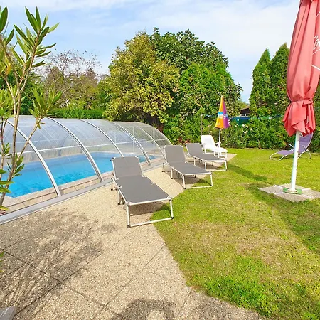 Kati Apartman Vonyarc Apartment